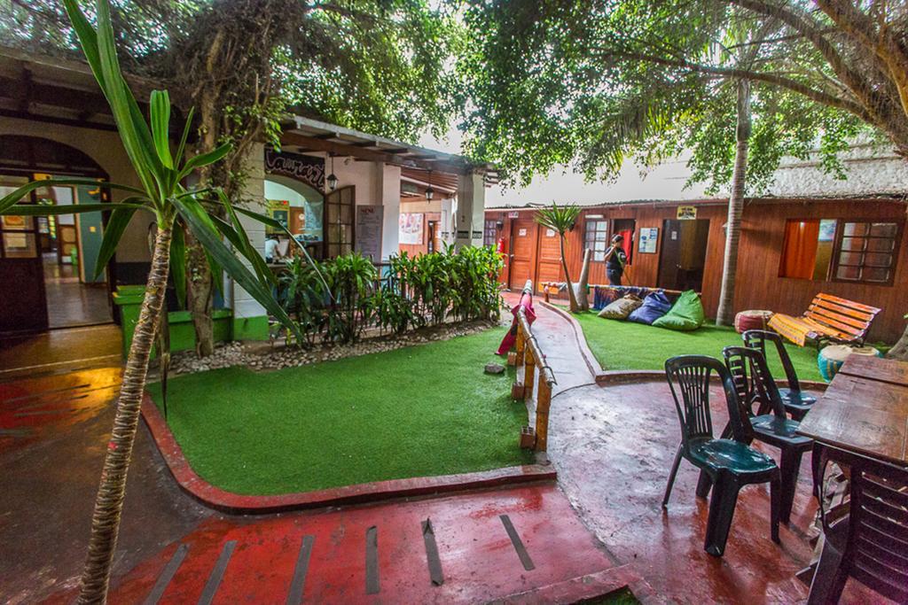 The Point Hostels ليما المظهر الخارجي الصورة