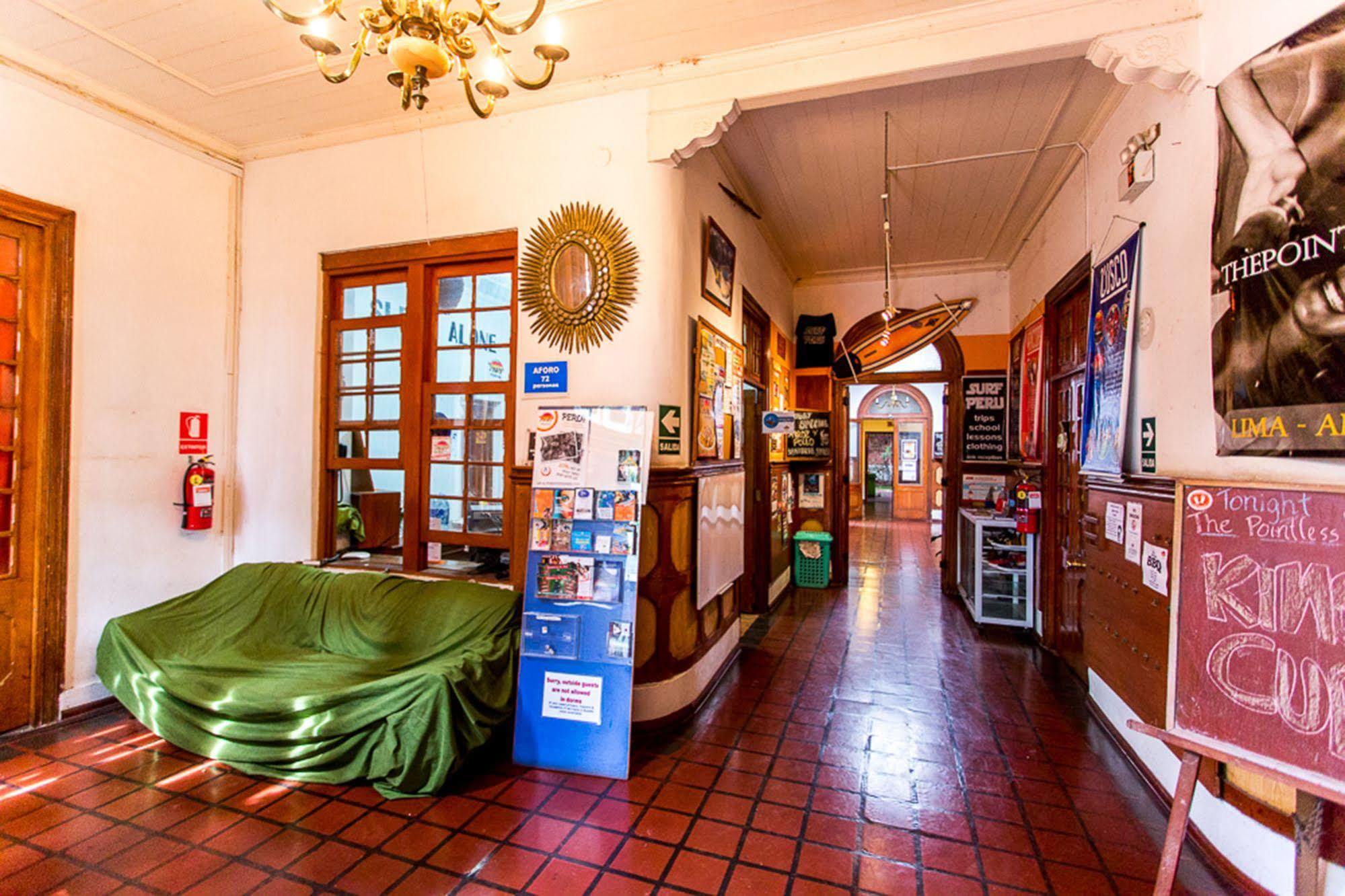 The Point Hostels ليما المظهر الخارجي الصورة