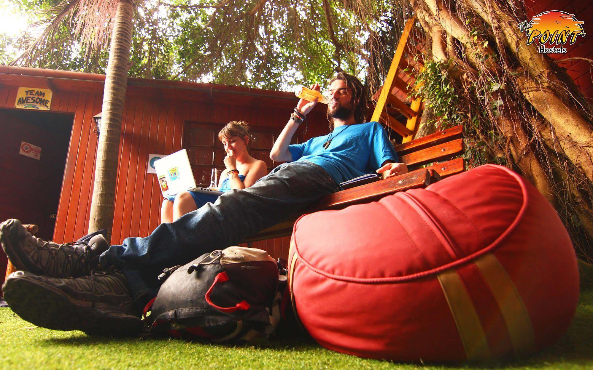 The Point Hostels ليما المظهر الخارجي الصورة