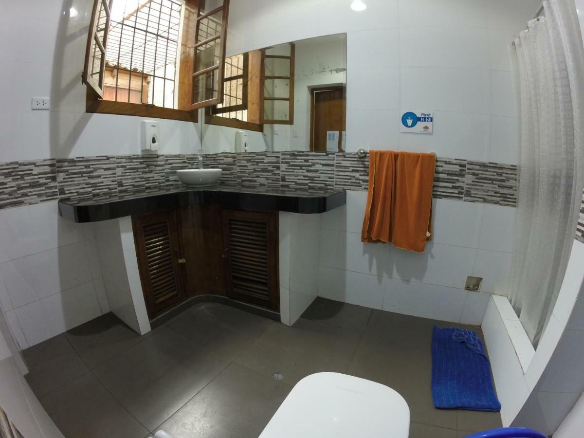 The Point Hostels ليما المظهر الخارجي الصورة