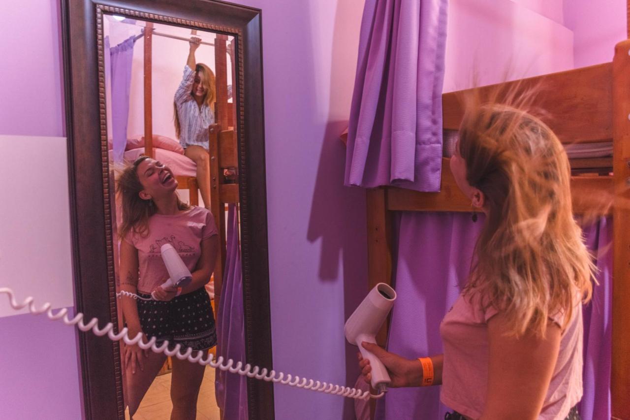 The Point Hostels ليما المظهر الخارجي الصورة