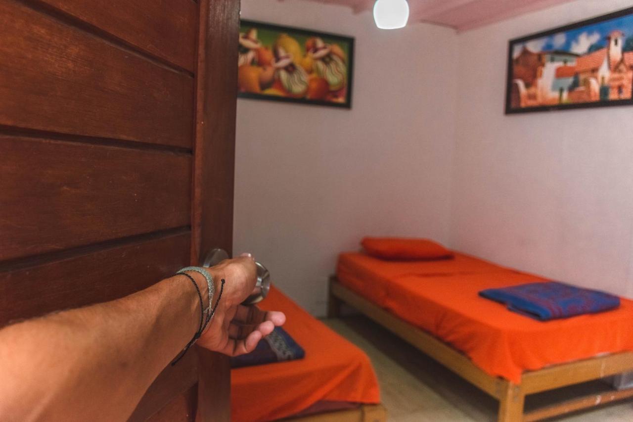 The Point Hostels ليما المظهر الخارجي الصورة